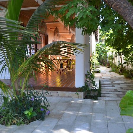 Kily House Hotel Morondava Exterior photo
