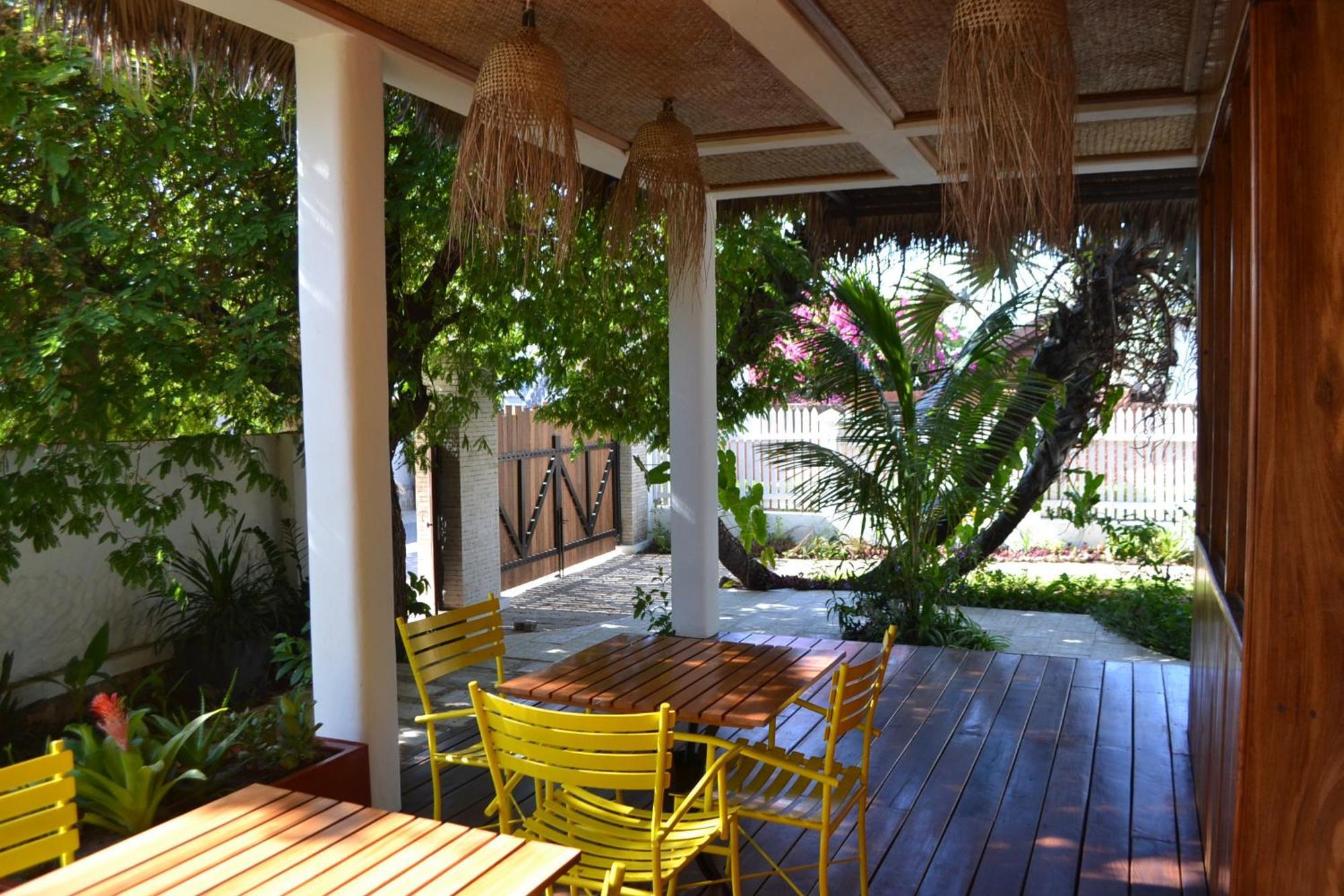 Kily House Hotel Morondava Exterior photo
